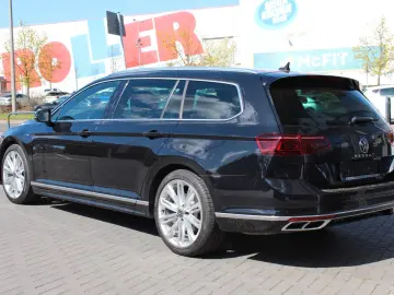 VW Passat Var. TDI DSG R-Line H-K Leder-Nappa AHK