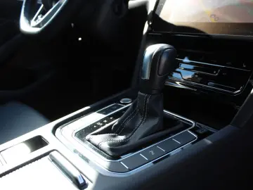 VW Passat Var. TDI DSG R-Line H-K Leder-Nappa AHK