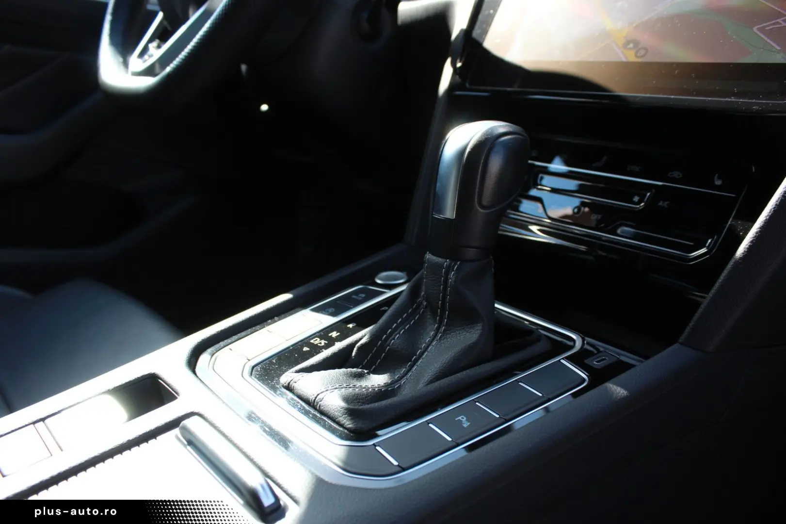 VW Passat Var. TDI DSG R-Line H-K Leder-Nappa AHK