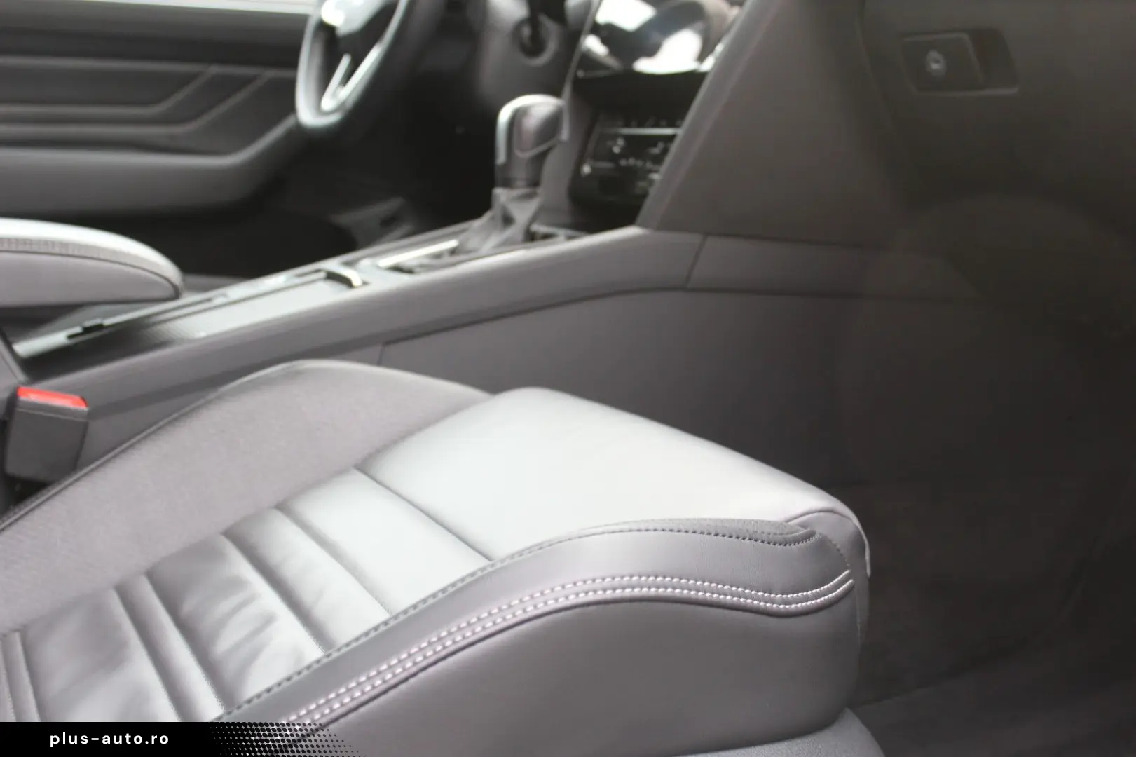 VW Passat Var. TDI DSG R-Line H-K Leder-Nappa AHK