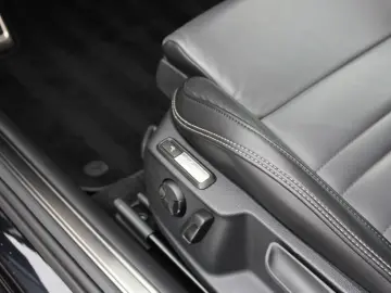 VW Passat Var. TDI DSG R-Line H-K Leder-Nappa AHK