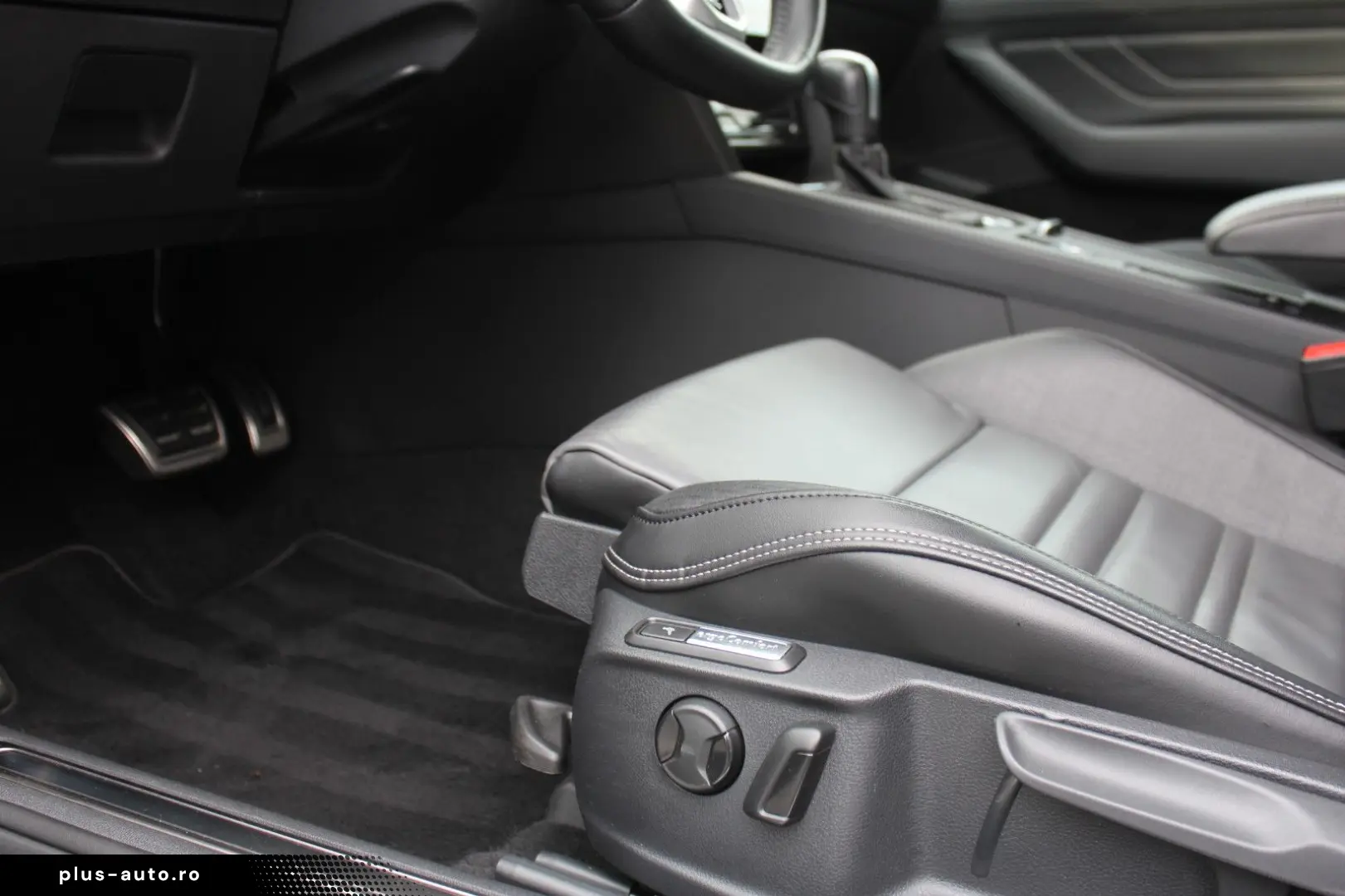 VW Passat Var. TDI DSG R-Line H-K Leder-Nappa AHK