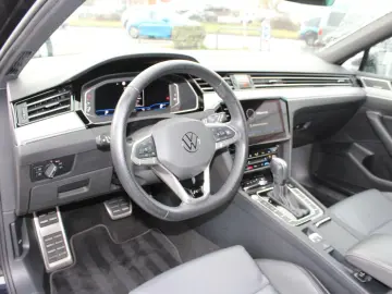 VW Passat Var. TDI DSG R-Line H-K Leder-Nappa AHK