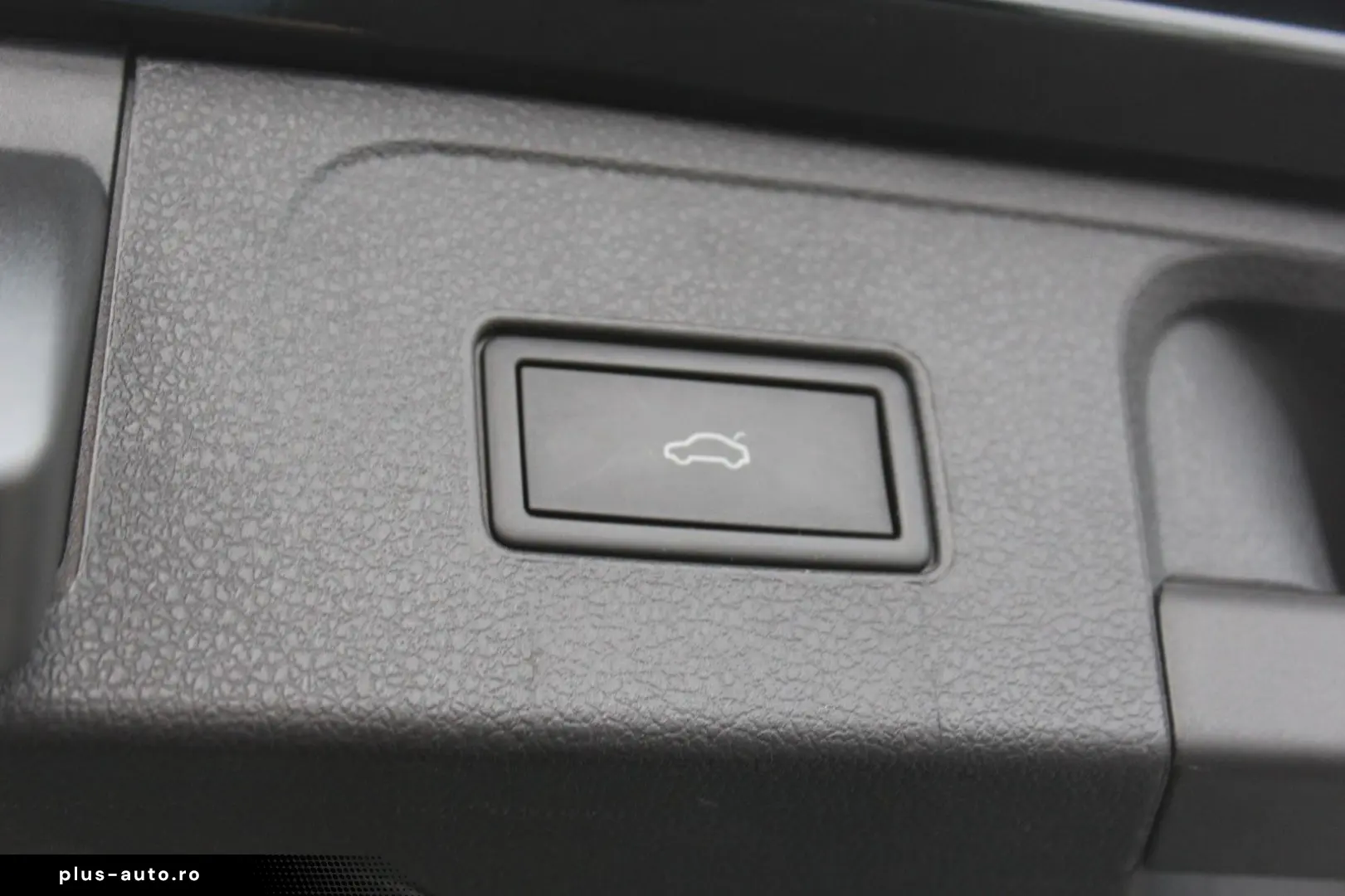 VW Passat Var. TDI DSG R-Line H-K Leder-Nappa AHK