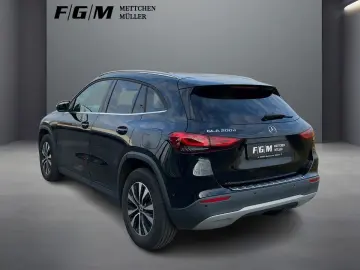 MERCEDES-BENZ GLA 200 d CarPlay Navi Autom. Klima LE…