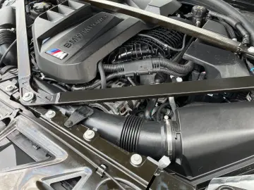 BMW M4 Competition M xDrive Innovationspaket-Harman