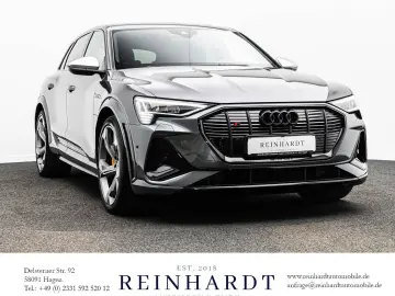 AUDI E-TRON S BLACK MATRIX HuD PANO CARPLAY KAMERA