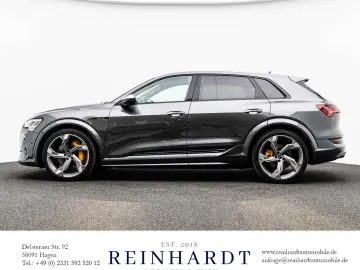 AUDI E-TRON S BLACK MATRIX HuD PANO CARPLAY KAMERA