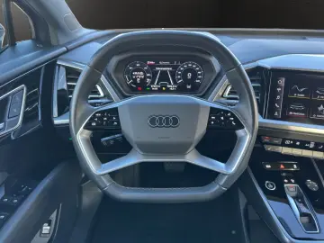 AUDI Q4 e-tron WÄRMEPUMPE KAMERA NAVI