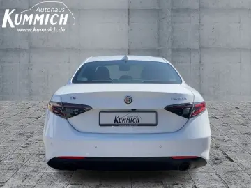 ALFA ROMEO Giulia Ti 2.2 Diesel 16V 210PS AT8 Q4