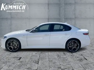 ALFA ROMEO Giulia Ti 2.2 Diesel 16V 210PS AT8 Q4