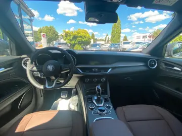 ALFA ROMEO Stelvio 2.0 Turbo Q4 AT8 TI Garantie bis 03 2027