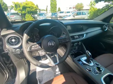 ALFA ROMEO Stelvio 2.0 Turbo Q4 AT8 TI Garantie bis 03 2027