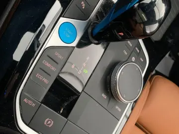 BMW iX3 M Sport DrivingProf Kam LED  Memory Carplay