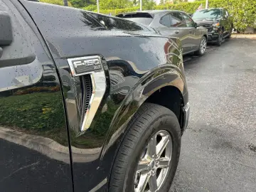 FORD F 150 Hybrid XLT Supercrew 4x4 schwarzmet. 2024