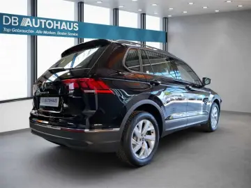 VW Tiguan Life 2.0 TSI DSG 4MOTION Navi Winterpaket