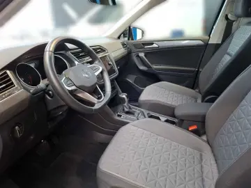 VW Tiguan Life 2.0 TSI DSG 4MOTION Navi Winterpaket