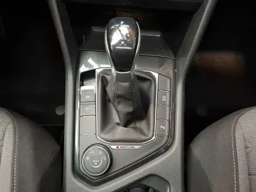 VW Tiguan Life 2.0 TSI DSG 4MOTION Navi Winterpaket