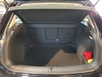 VW Tiguan Life 2.0 TSI DSG 4MOTION Navi Winterpaket