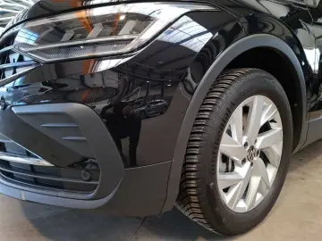 VW Tiguan Life 2.0 TSI DSG 4MOTION Navi Winterpaket