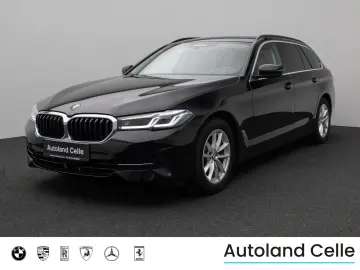 BMW 520d Panorama Kamera DAB HiFi AHK M Sport Alarm