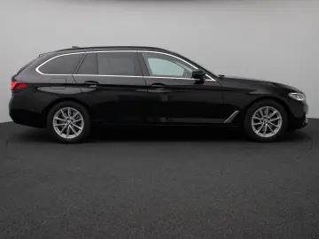BMW 520d Panorama Kamera DAB HiFi AHK M Sport Alarm