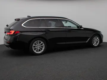 BMW 520d Panorama Kamera DAB HiFi AHK M Sport Alarm