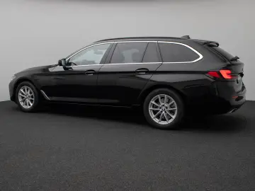 BMW 520d Panorama Kamera DAB HiFi AHK M Sport Alarm