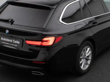 BMW 520d Panorama Kamera DAB HiFi AHK M Sport Alarm