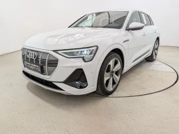 AUDI e-tron 55 quattro S line 95kWh Matrix Navi Sound