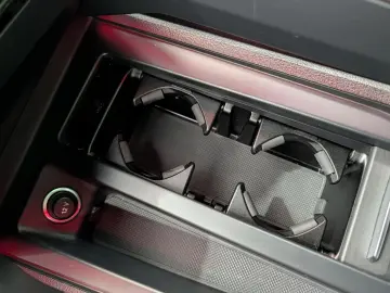 AUDI e-tron 55 quattro S line 95kWh Matrix Navi Sound