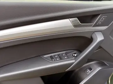 AUDI Q5 45 TFSI quattro LED NAVI PDC DAB 1.HAND