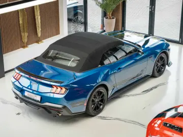 FORD Mustang 5.0 Ti-VCT V8 GT Auto