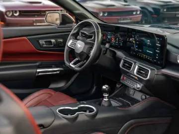 FORD Mustang 5.0 Ti-VCT V8 GT Auto
