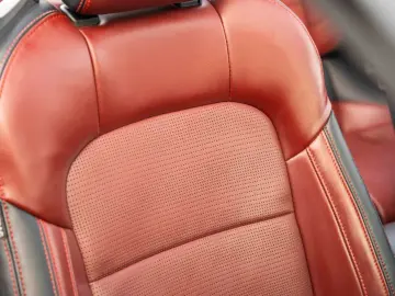 FORD Mustang 5.0 Ti-VCT V8 GT Auto