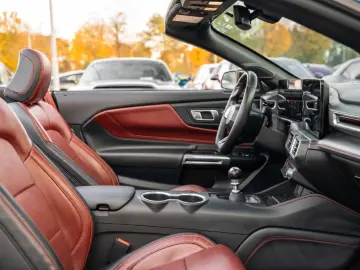 FORD Mustang 5.0 Ti-VCT V8 GT Auto