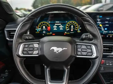 FORD Mustang 5.0 Ti-VCT V8 GT Auto