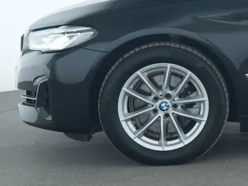 BMW 520d BusinessPaket Head-up-Display Kamera CarPla