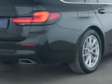 BMW 520d BusinessPaket Head-up-Display Kamera CarPla