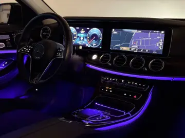 MERCEDES-BENZ E 300 de Avantgarde 4Matic 1.HAND MWST…