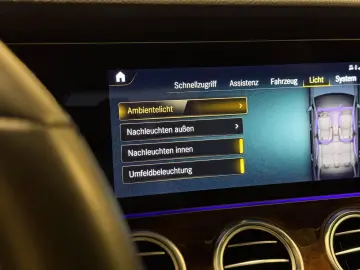 MERCEDES-BENZ E 300 de Avantgarde 4Matic 1.HAND MWST…