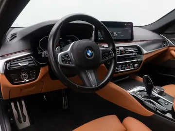 BMW 530d xD M Sport Kamera HUD DAB H K AHK ACC Alarm