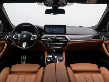 BMW 530d xD M Sport Kamera HUD DAB H K AHK ACC Alarm