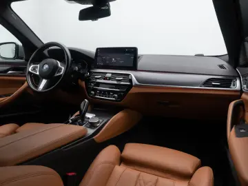 BMW 530d xD M Sport Kamera HUD DAB H K AHK ACC Alarm