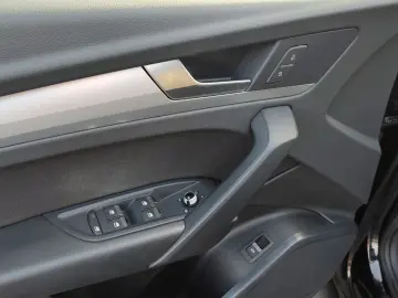 AUDI Q5 50 TDI quattro S line Navi LED Alu PDC Virtua