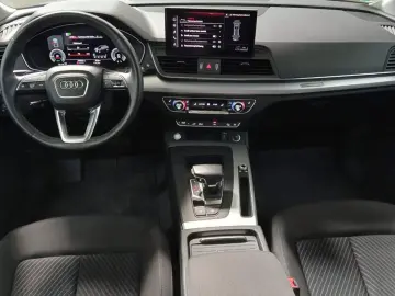 AUDI Q5 50TFSIe quattro advanced LED SHZ Navi DAB AHK