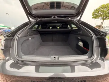 VW Arteon SB R 4M AHK Pano Matrix ACC Navi HUD 360