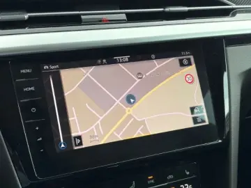 VW Arteon SB R 4M AHK Pano Matrix ACC Navi HUD 360