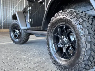 JEEP Wrangler Willys MY 25  ACC Carplay AHK S LHZ