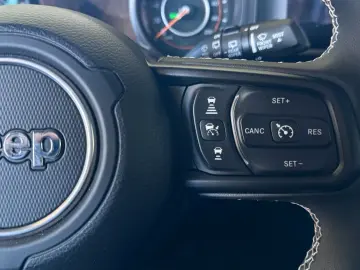 JEEP Wrangler Willys MY 25  ACC Carplay AHK S LHZ